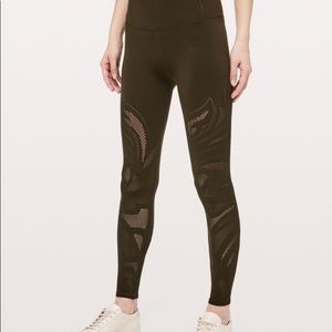 Lululemon REVEAL TIGHT